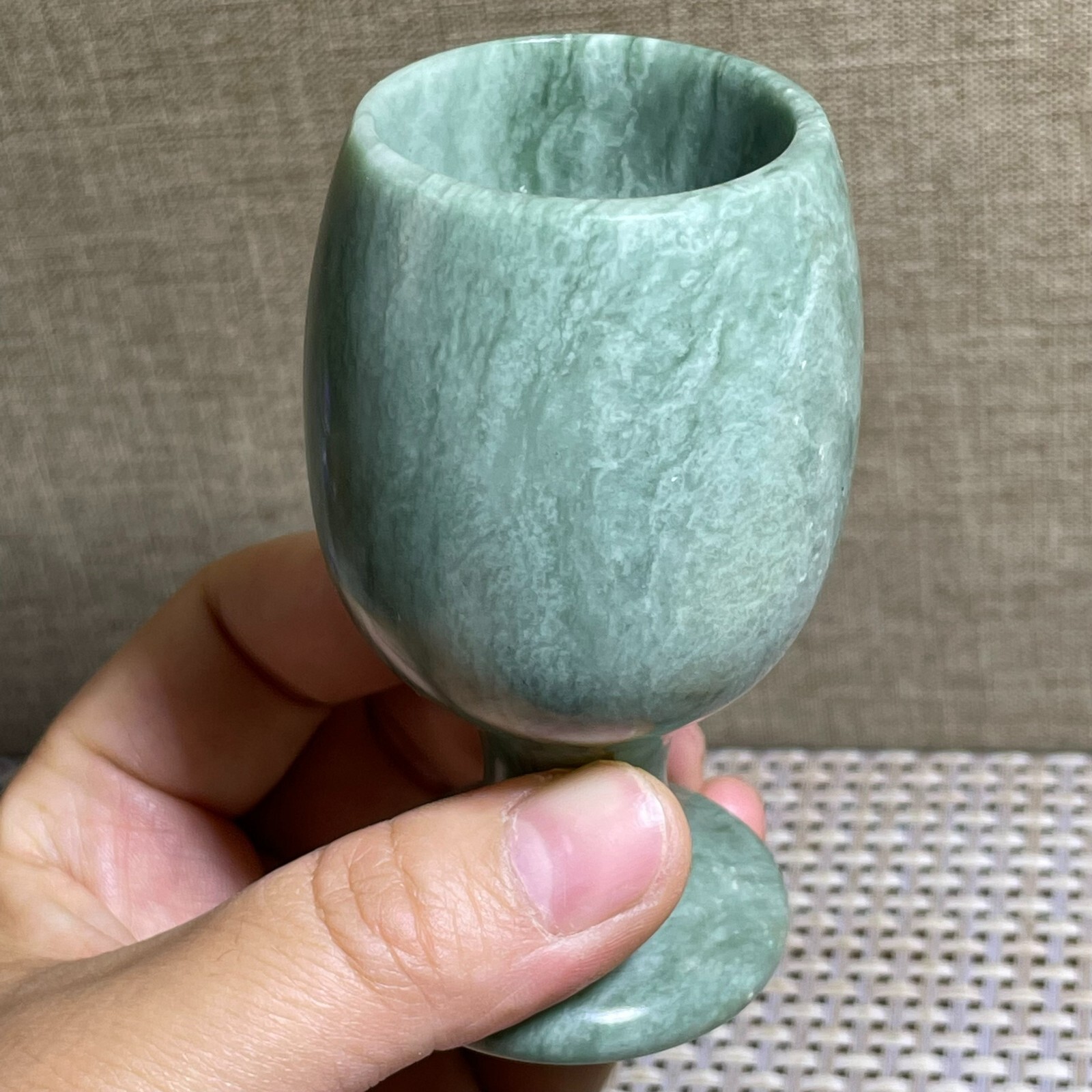 3.4 in Jade stone Cup Goblets Wine Glasses Random 1pcs