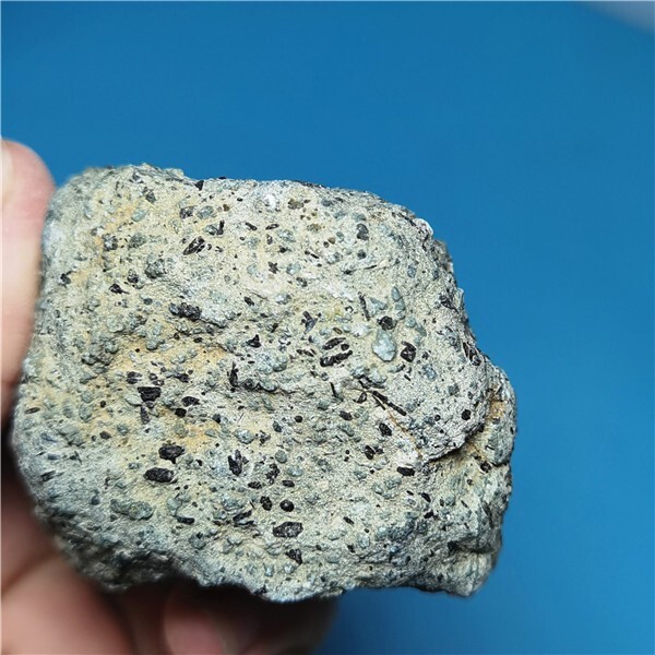 275g Natural Meteorite–Energy stone from space (nonmagnetic) i646