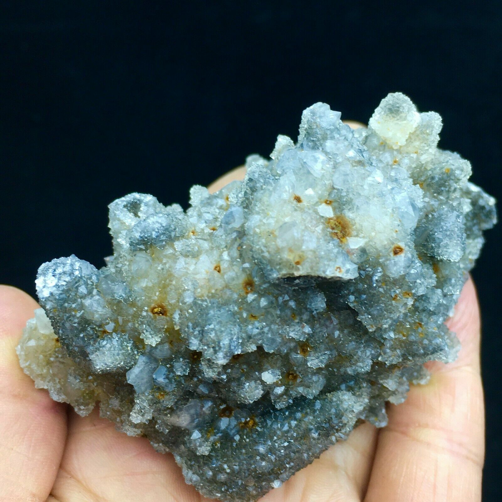 210g Natural Beauty White Dipyramidal Calcite Cluster Mineral Specimen