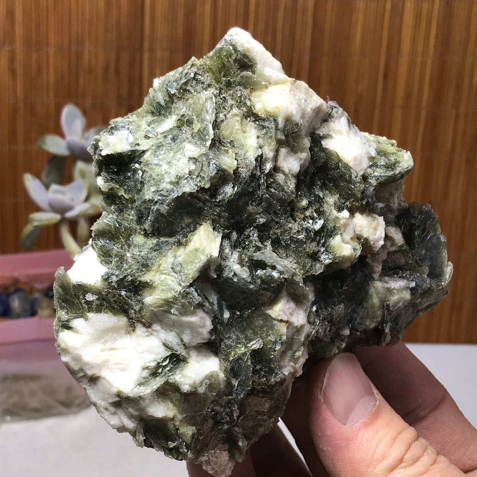 Natural Yellow mica lepidolite crystal specimen spiritual restoration 387g A6381