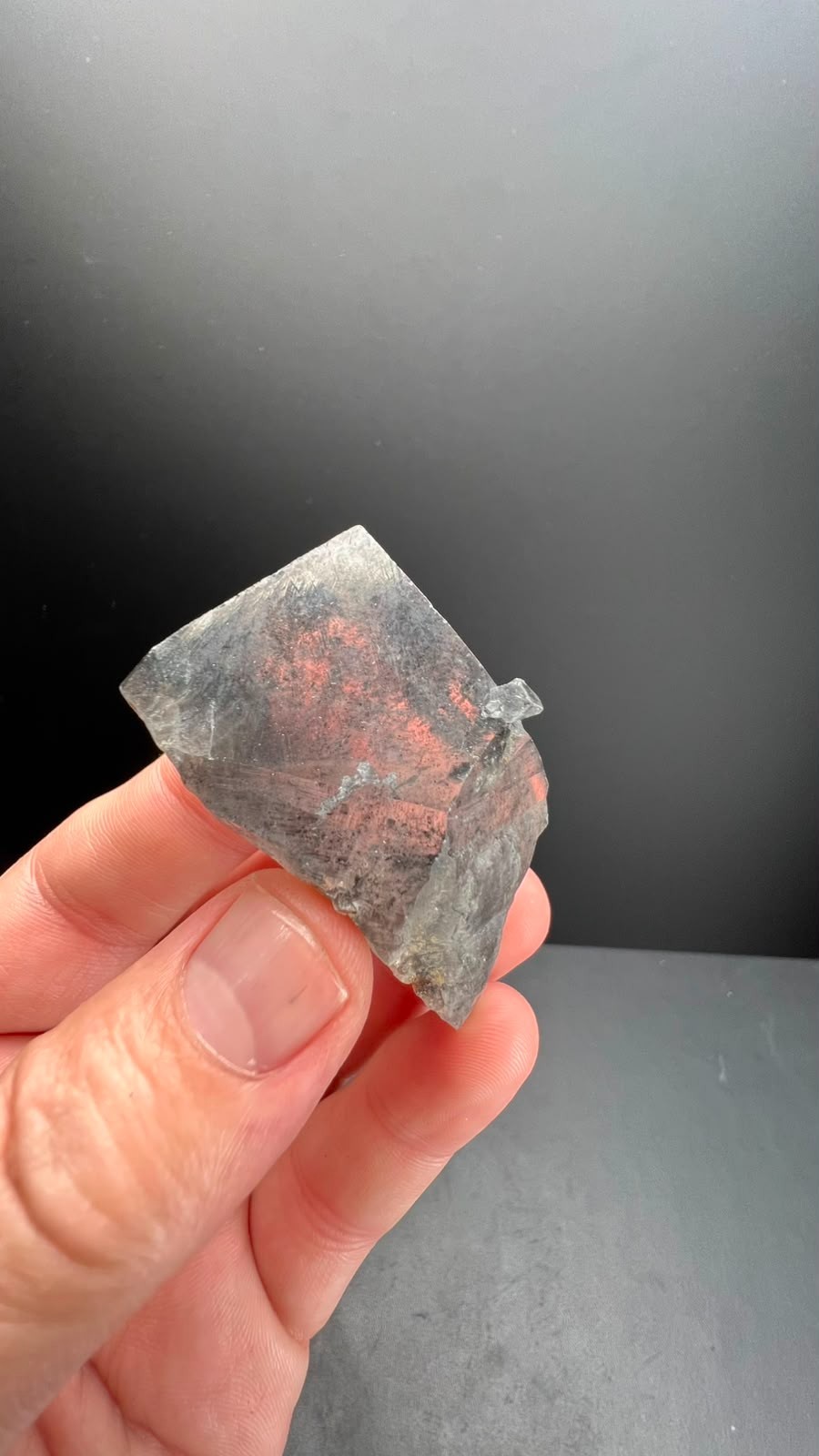 5.5cm Smoky Quartz Crystal, Pakistan. 46g Natural Mineral Specimen