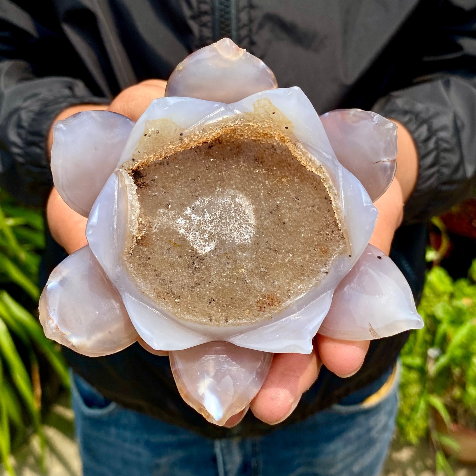 359G Natural Agate Geode Carved Lotus Flower, Hand Carved Healing Crystal Home