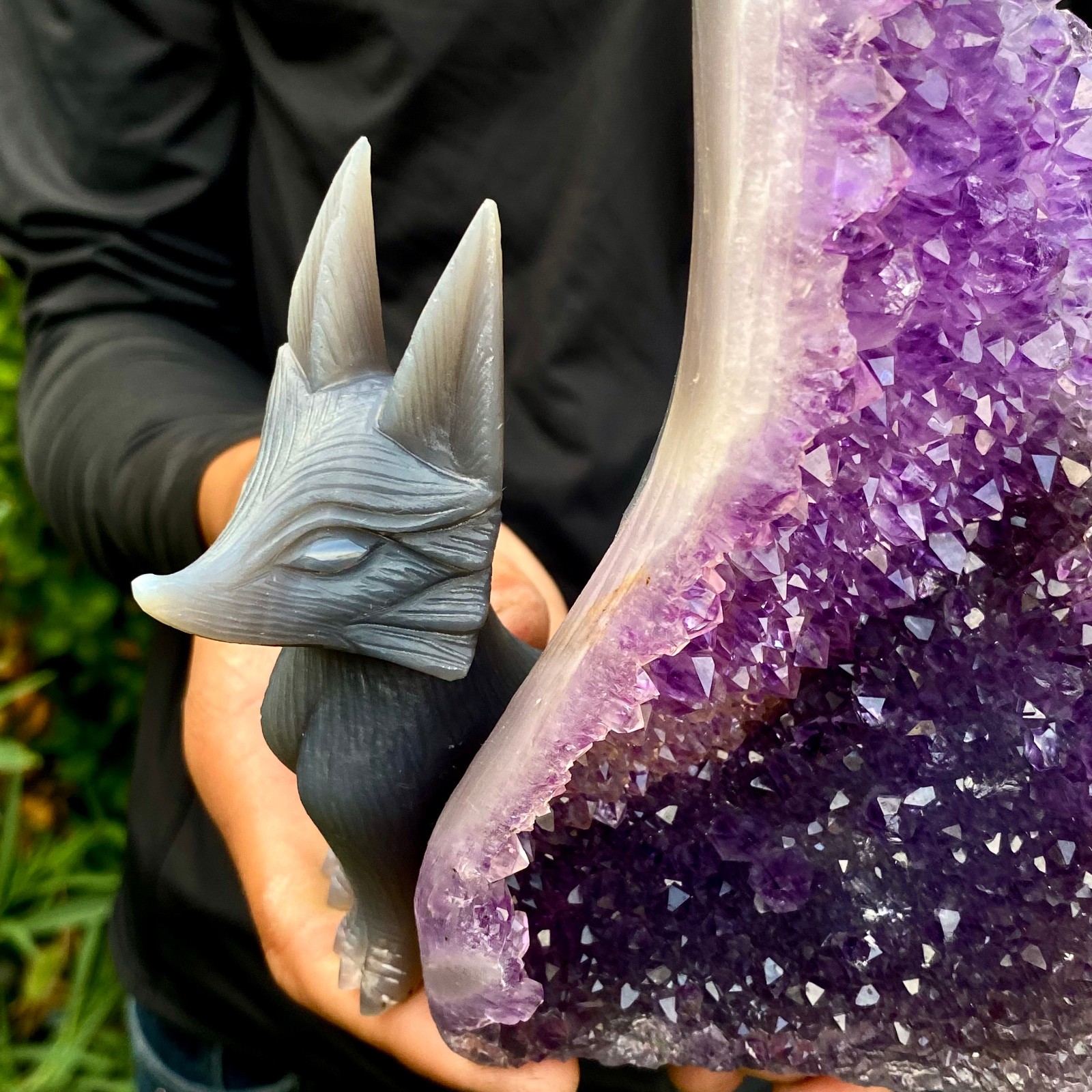 2.62LB Natural Agate Geode Hand Carved Nine-tailed Fox Quartz Crystal Decor