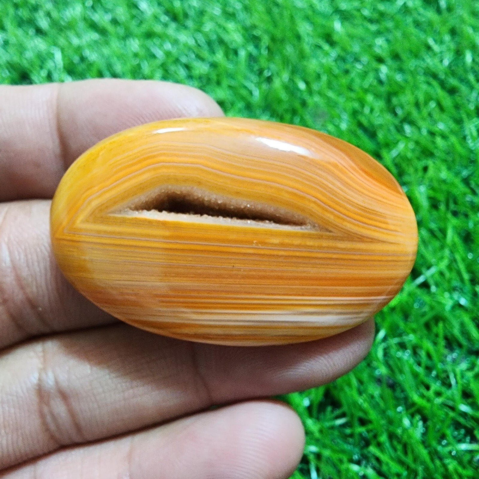 Good Quality Window Druzy Agate Oval Shape 102 Carat Gemstone Jewelry For Making