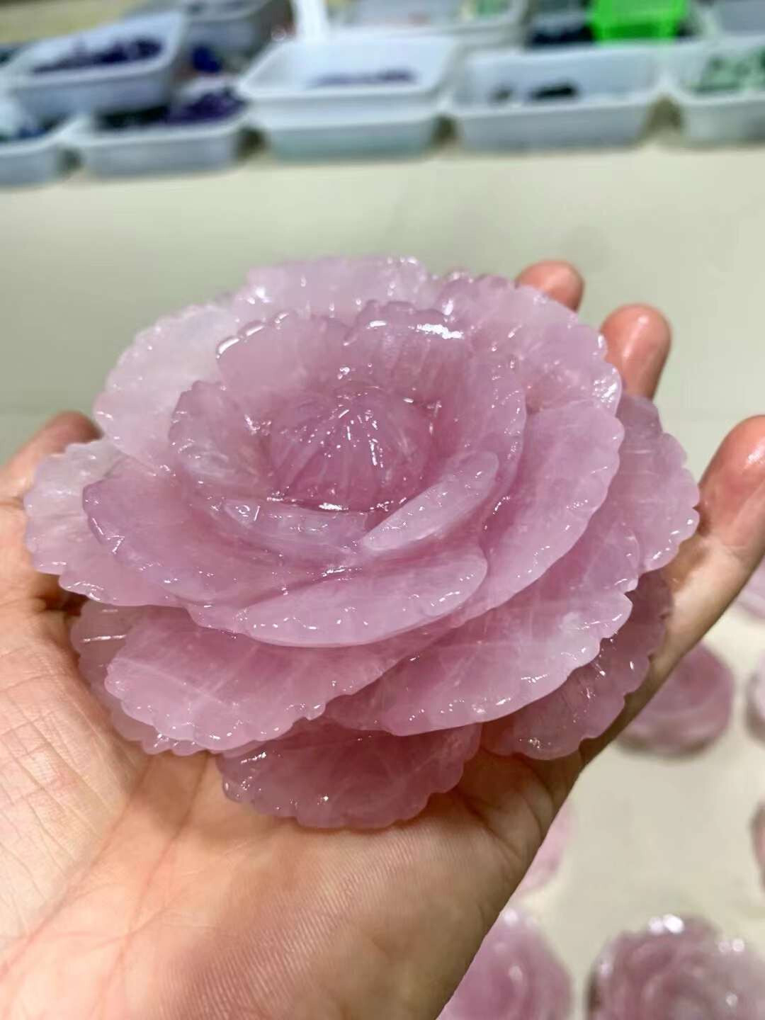 1pc Natural rose quartz hand engraving Crystal flower Skull Reiki energy gift