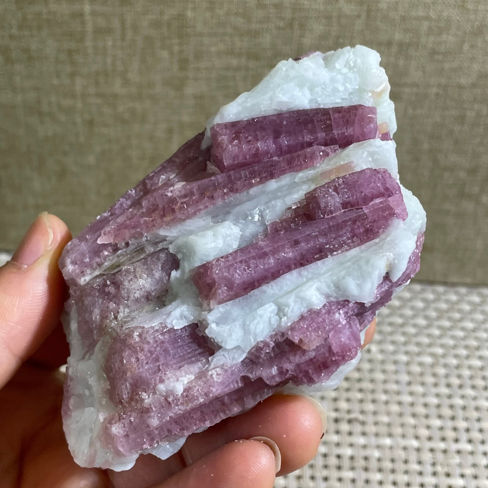 237g TOP Red Tourmaline Crystal Rough Mineral Healing Specimen