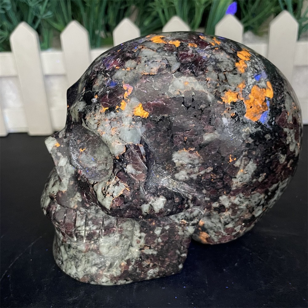 2.6LB 4.3″ Natural A++ Eudialyte Skull Carving Crystal Quartz Mineral UV Reiki