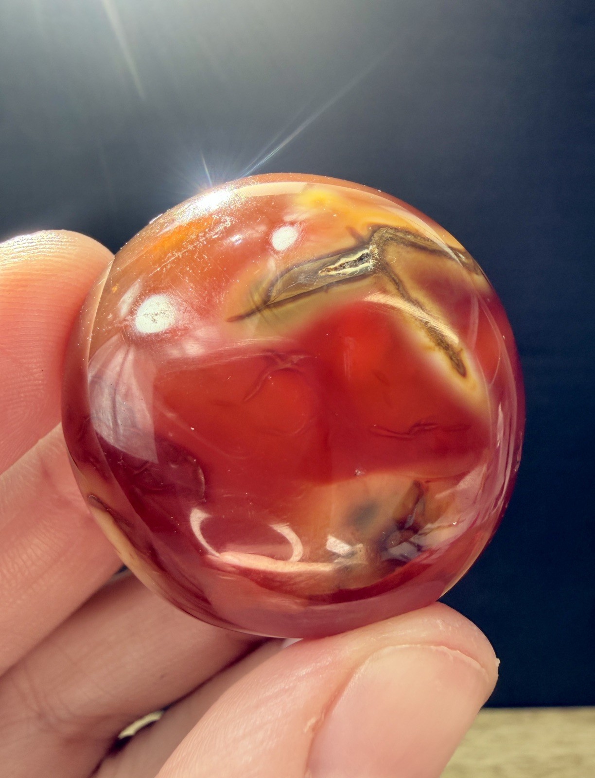 Crystal Carnelian Palmstone Agate Red Orange Energy Heal metaphysical 39g (3)