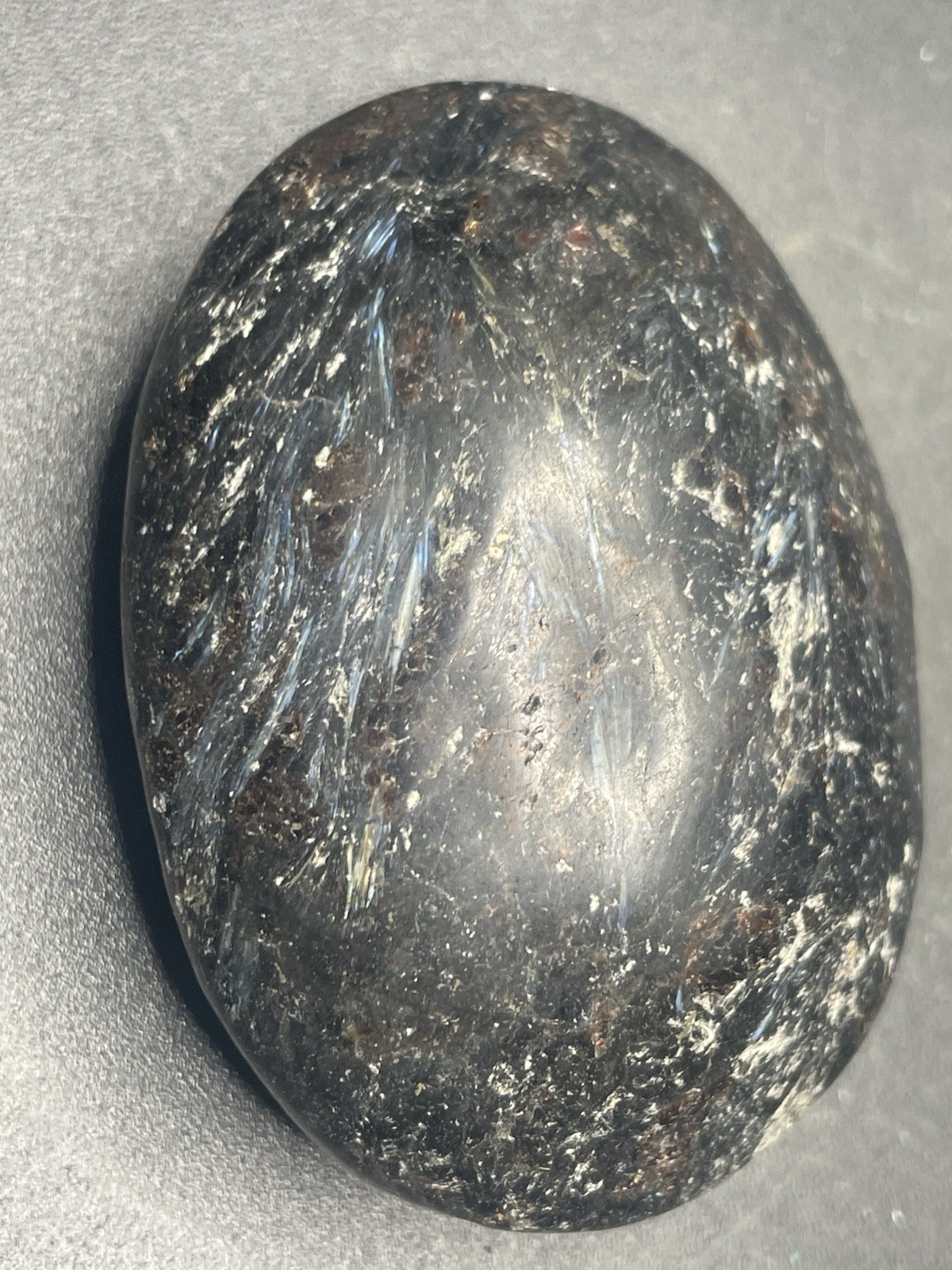 Arfvedsonite Palmstone 100g