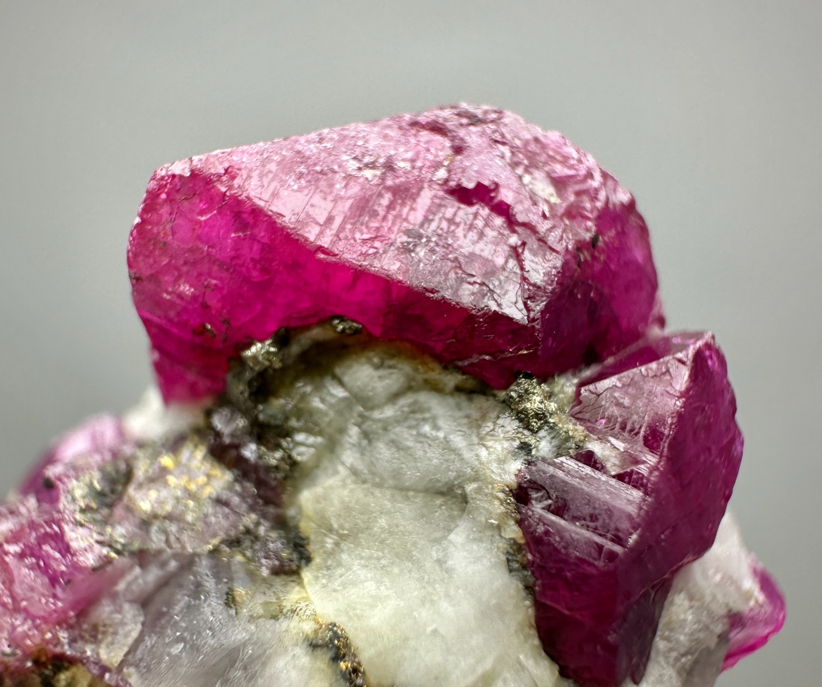 57 Ct EXTRAORDINARY !! Full Terminated Top Ruby Pyramid Shape Crystal On Matrix