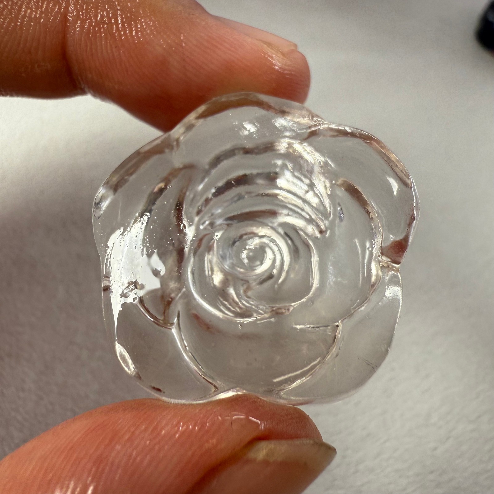 1.1″ Natural White crystal Carved Rose Flowers Crystal reiki Healing1pc