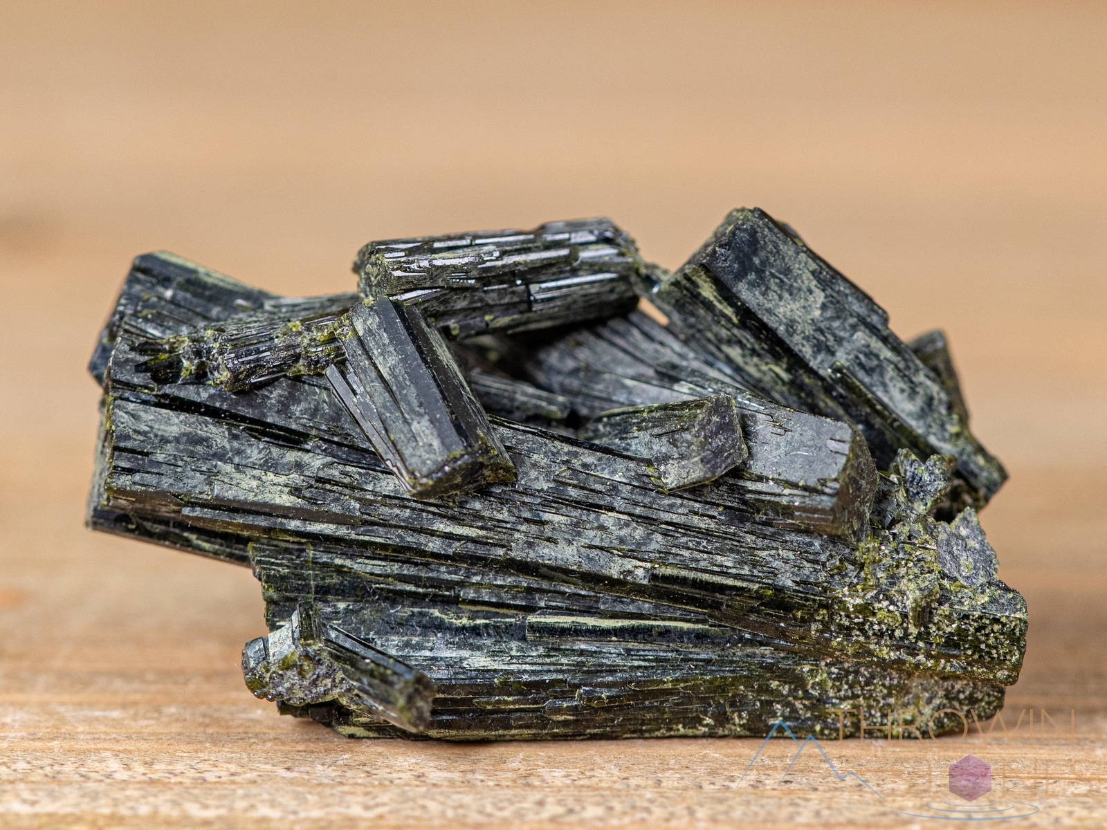 EPIDOTE Raw Crystal Cluster – Housewarming Gift, Home Decor, Raw Stones, 40742