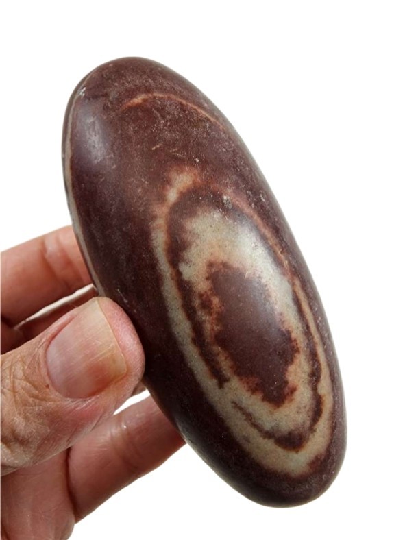 Shiva Polished Stone India 172.4 grams.