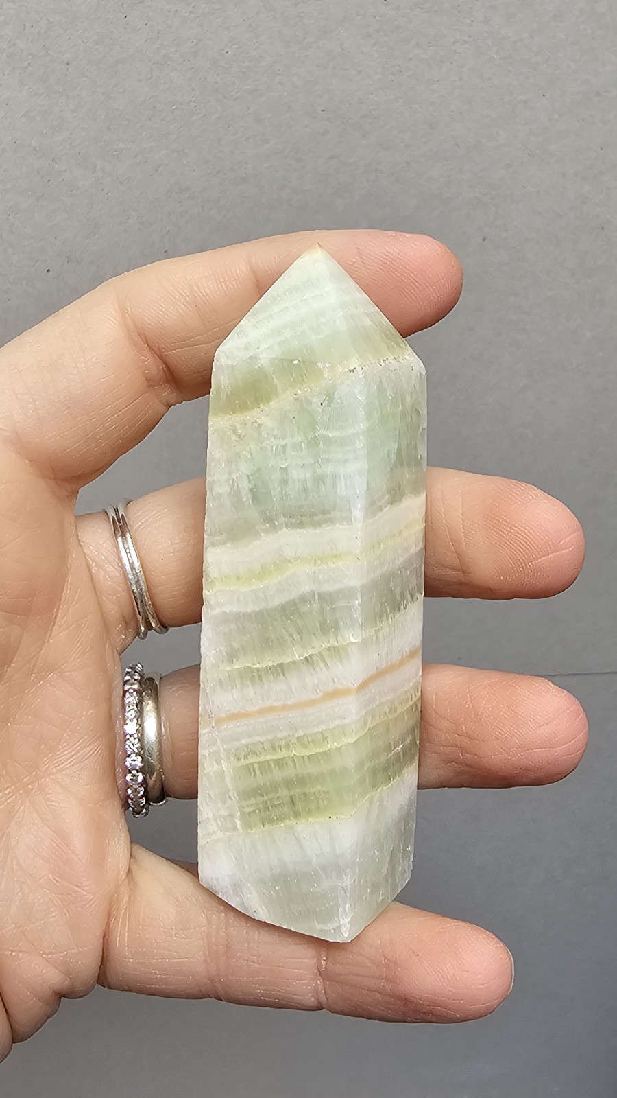 ✨️SALE✨️ crystal Pistachio Calcite Ice Point 78g 7.9cm Aqua Blue Pakistan