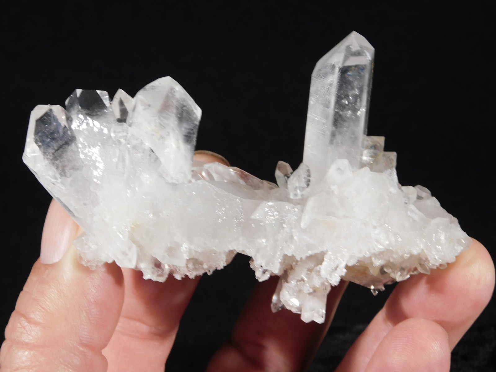 VERY TRANSLUCENT Quartz Crystal FLOATER Cluster Collier Creek Arkansas 108gr