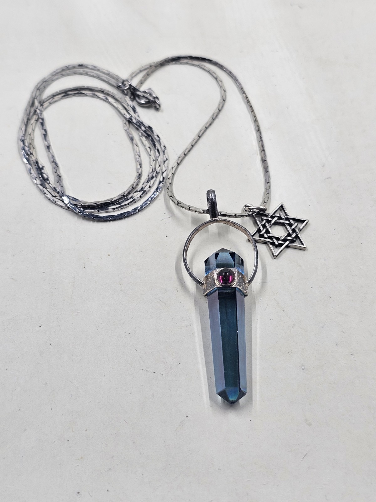 Titanium Aura Quartz Crystal Point Pendant Necklace Pink Cabochon Star Charm