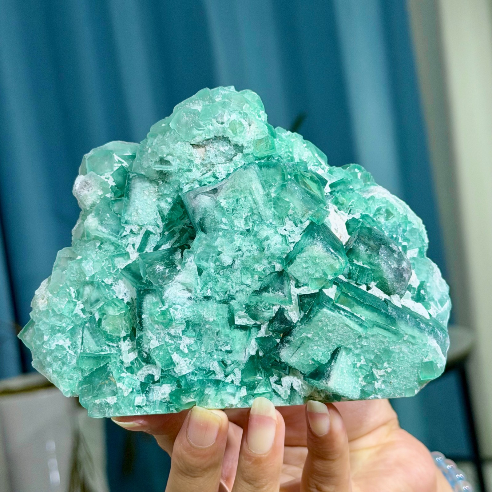 2.22LB Rare transparent green cubic fluorite mineral crystal sample/China