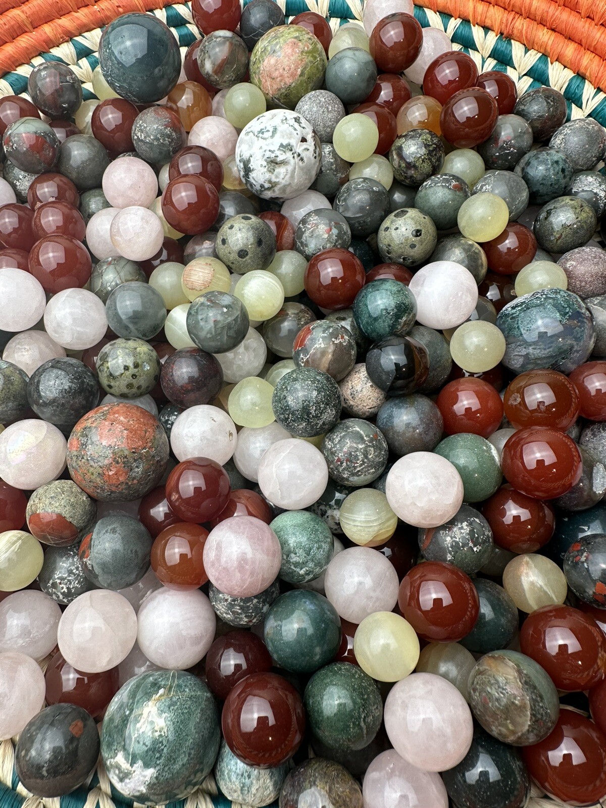 1kg Mixed Crystal Gemstone Mini Sphere Wholesale Job Spheres 1000g