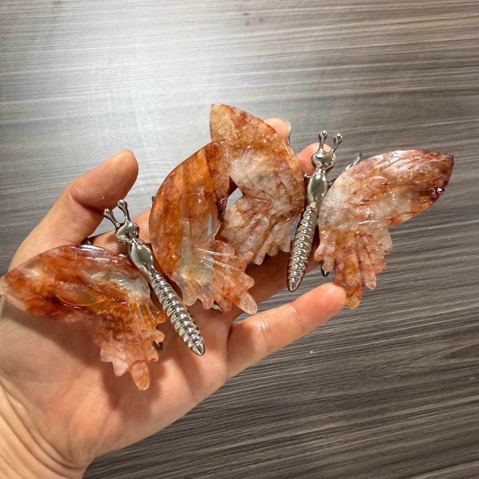 3.6″ Natural red gum flower Butterfly carved Reiki heal holiday gift 1pc