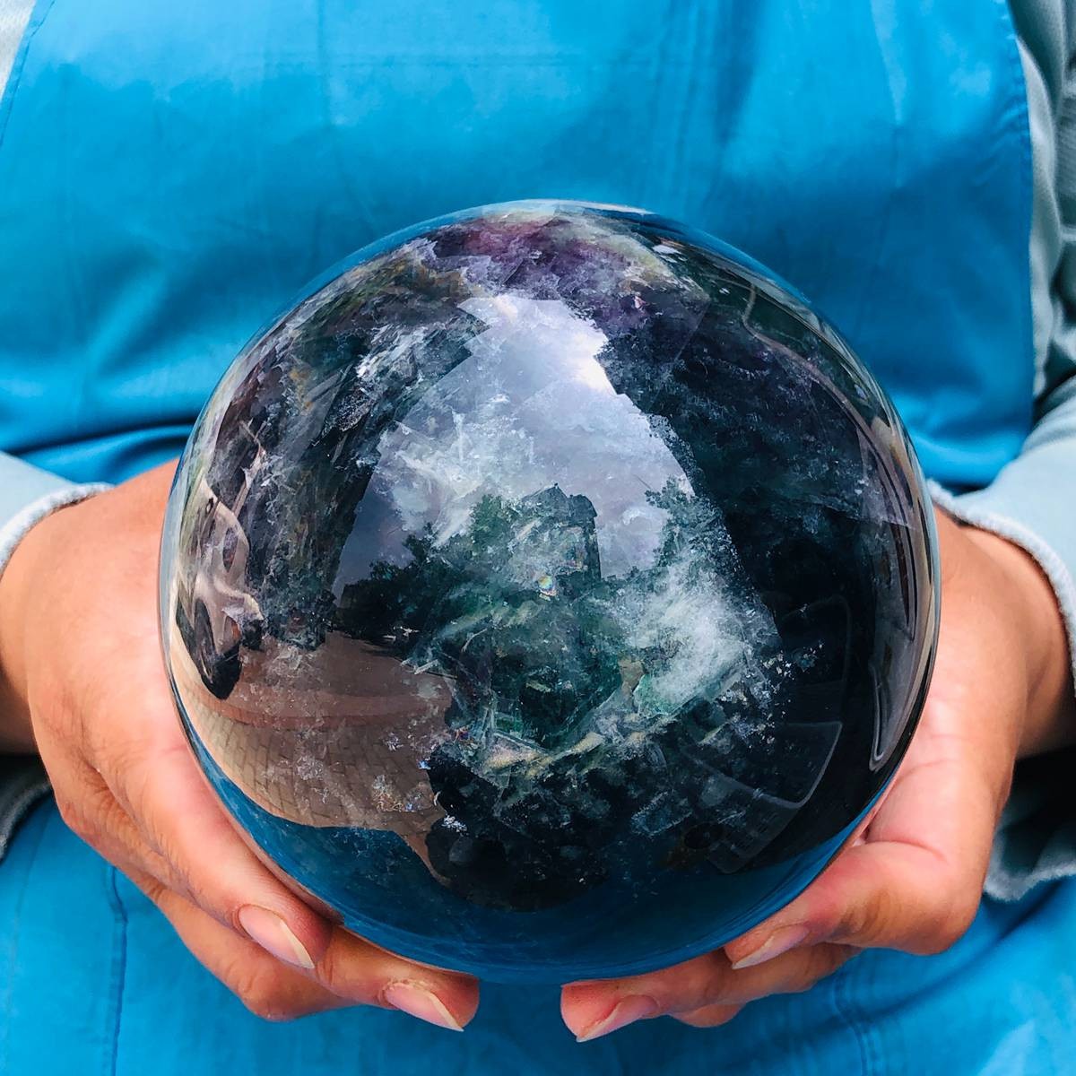 2920G Natural Green Coloured Fluorite Ball Quartz Crystal Reiki Healing 5469