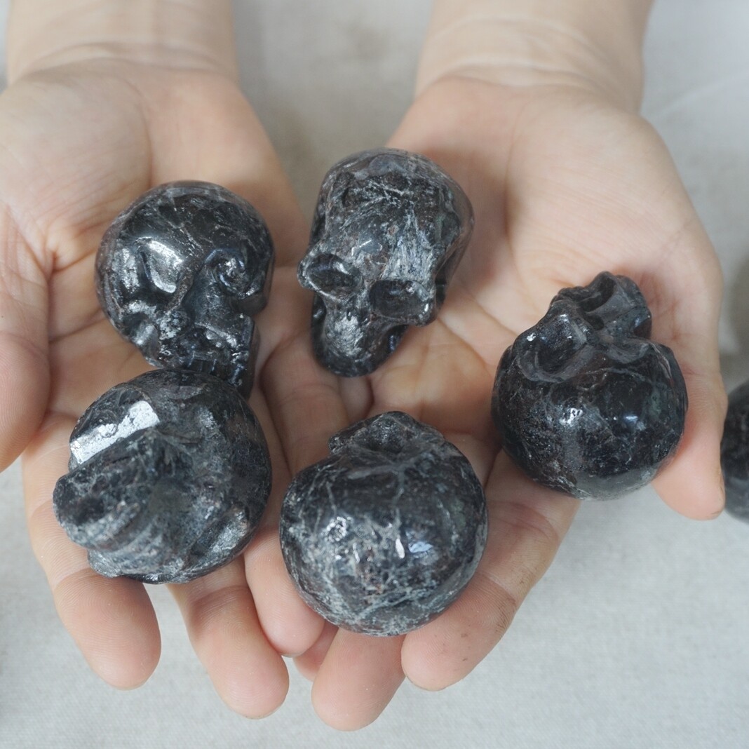 4.2LB 20 Astrophylite Garnet Blue Flashes Crystal Skull Carving Head Healing 5cm