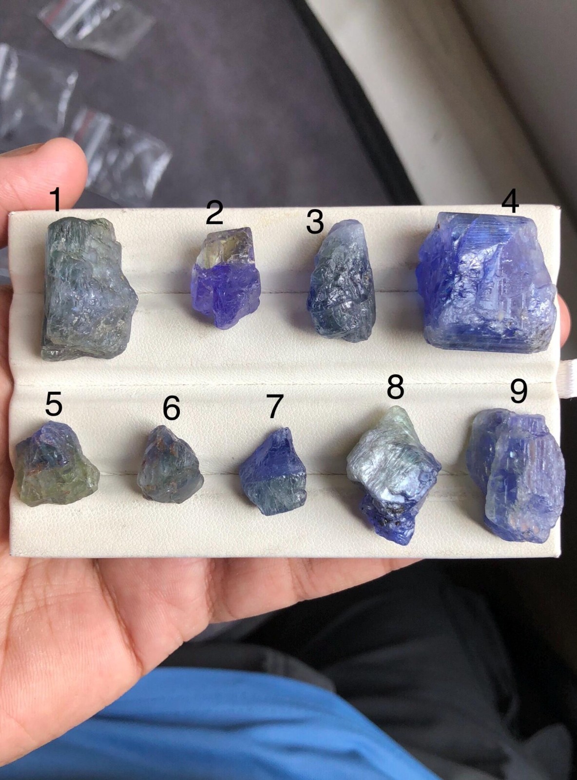 Natural Tanzanite Rough Gemstone, Bi Color Tanzanite Raw, Healing Stone. Tz#14