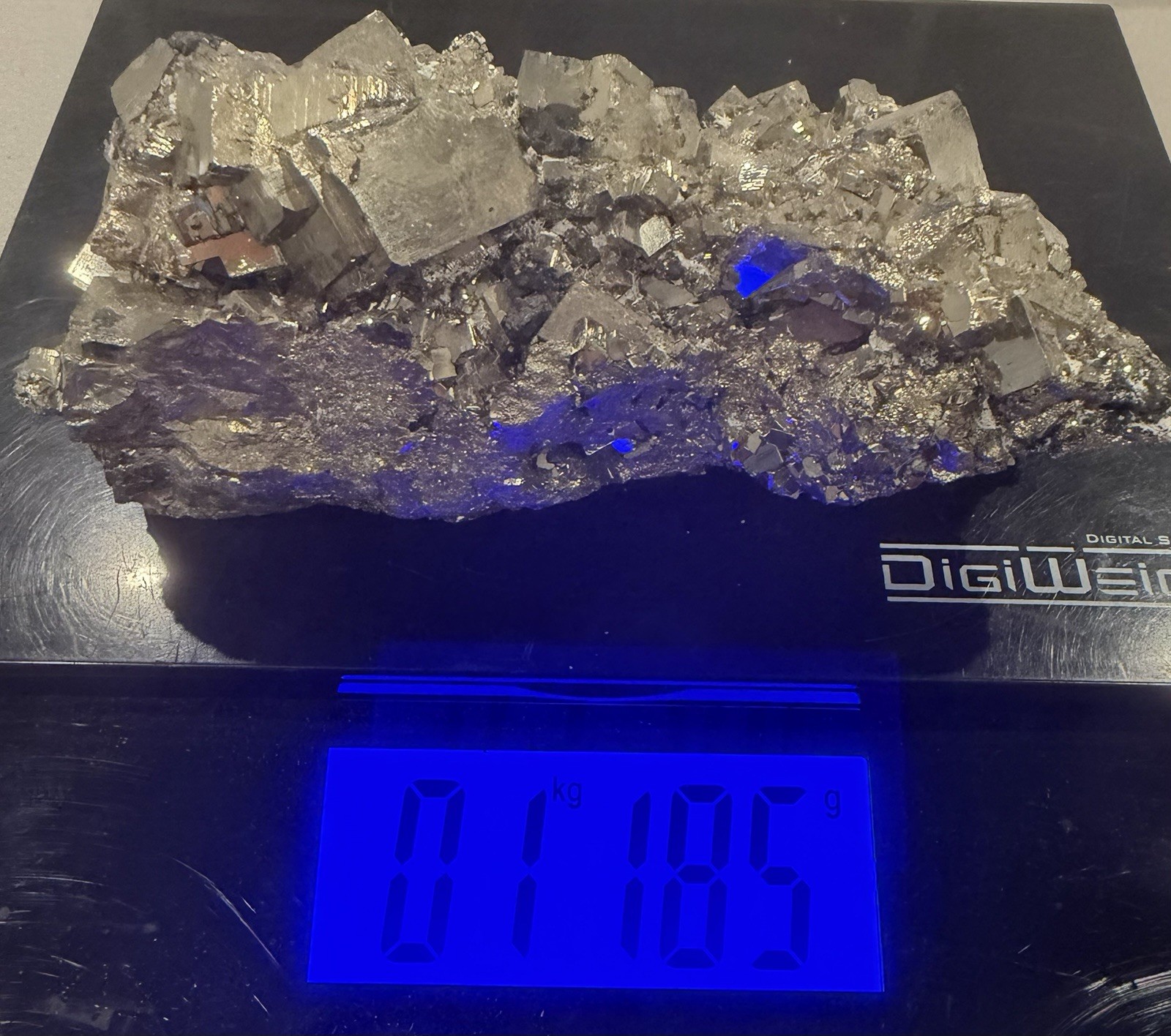 Awesome Large Natural Pyrite Crystal Cluster Peru 2.5+ Pounds 1185 Grams NICE!!