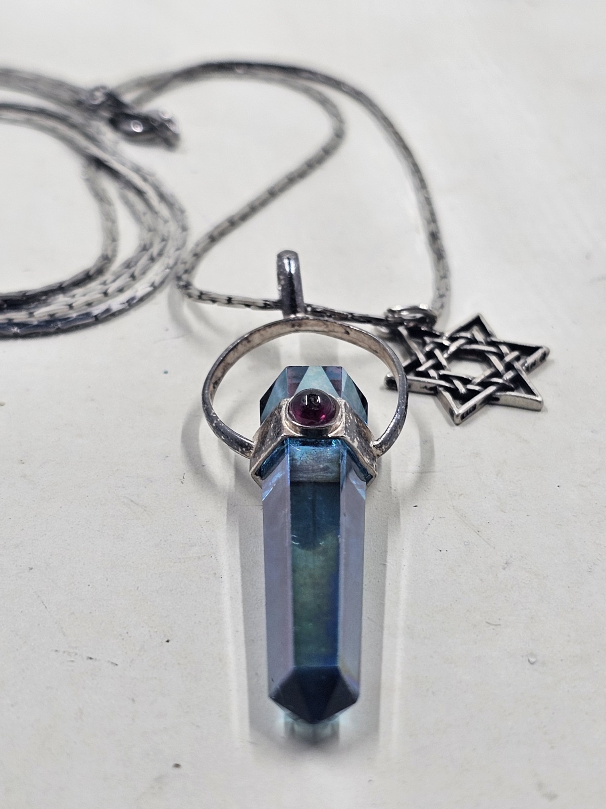 Titanium Aura Quartz Crystal Point Pendant Necklace Pink Cabochon Star Charm