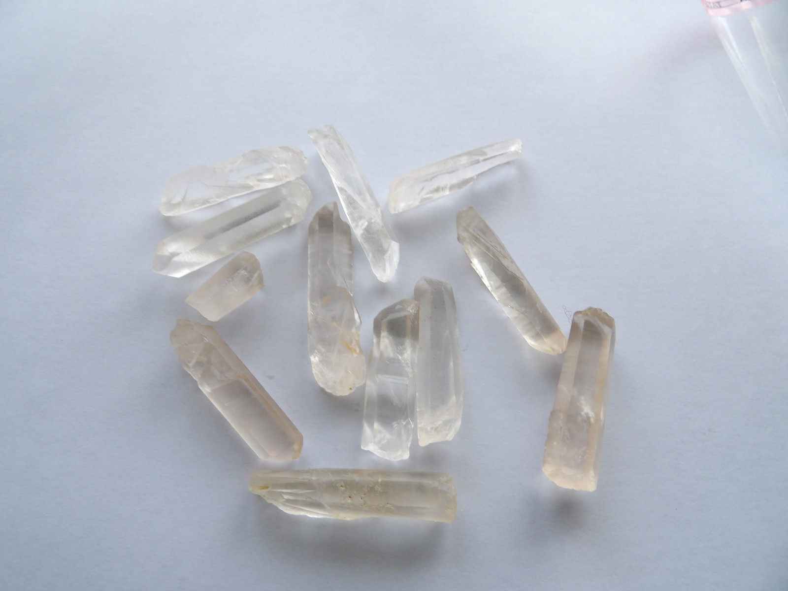 Himalayan Quartz Crystal Shards 50g pack 10-20 Unpolished Points and Chips
