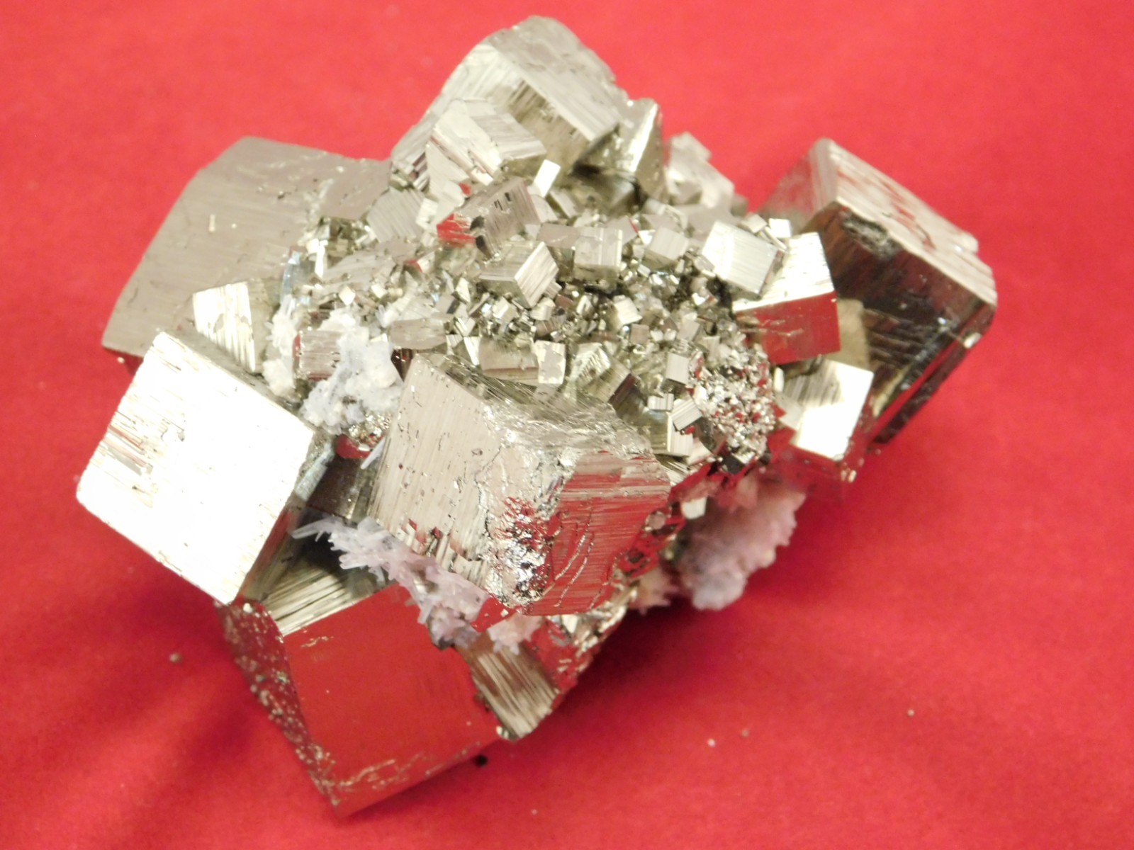 wOw! Larger! Super Nice! PYRITE Crystal CUBE Cluster Huanzala Mine Peru 247gr