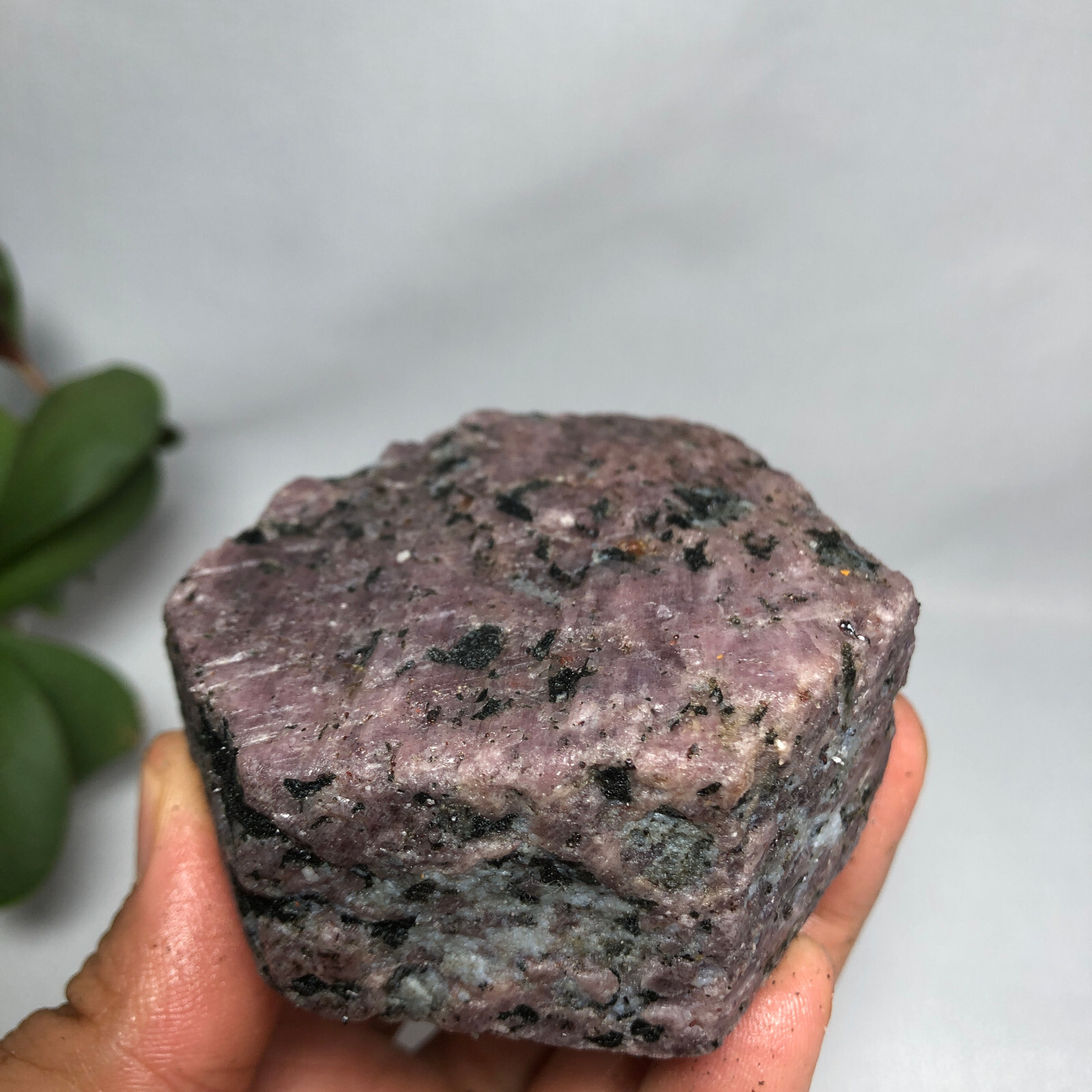 330g Top Natural Red corundum ruby gemstone Unheated original specimens g6720