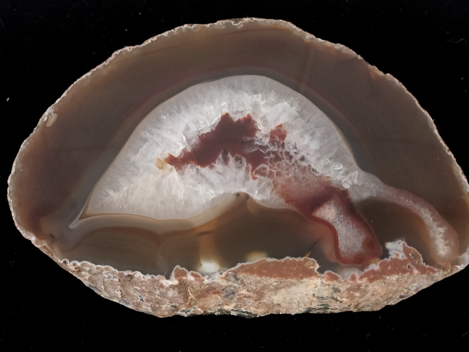 Natural Brown Agate With White Crystal 4.5in Long 3/4in Deep Great Condition.