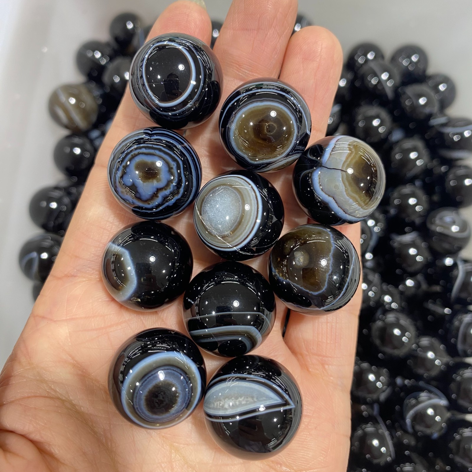 Top！5pcs sardonyx Quartz Sphere Crystal Ball Reiki Healing 20mm