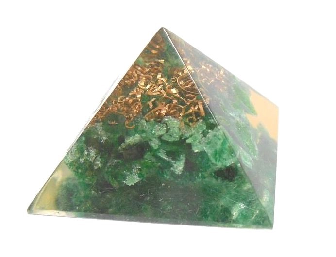 Green Aventurine Healing Throat Chakra Orgone 25mm Pocket Energy Pyramid