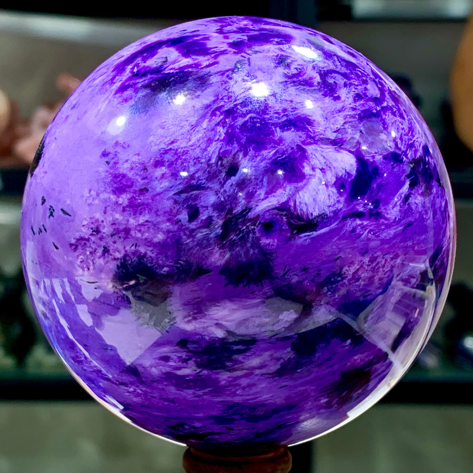 2.24LB Natural Siberian purple Charoite sphere crystal mineral ball – Museum