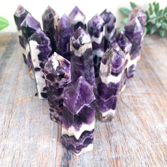 Natural Dream Amethyst Quartz Wand Obelisk Crystal Specimen Custodian Decor 3.5″