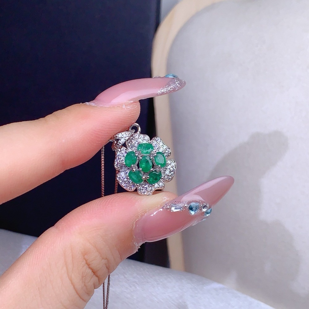 Natural vintage emerald Pendant Necklace Gemstone S925 Silver Plated 18K Gold
