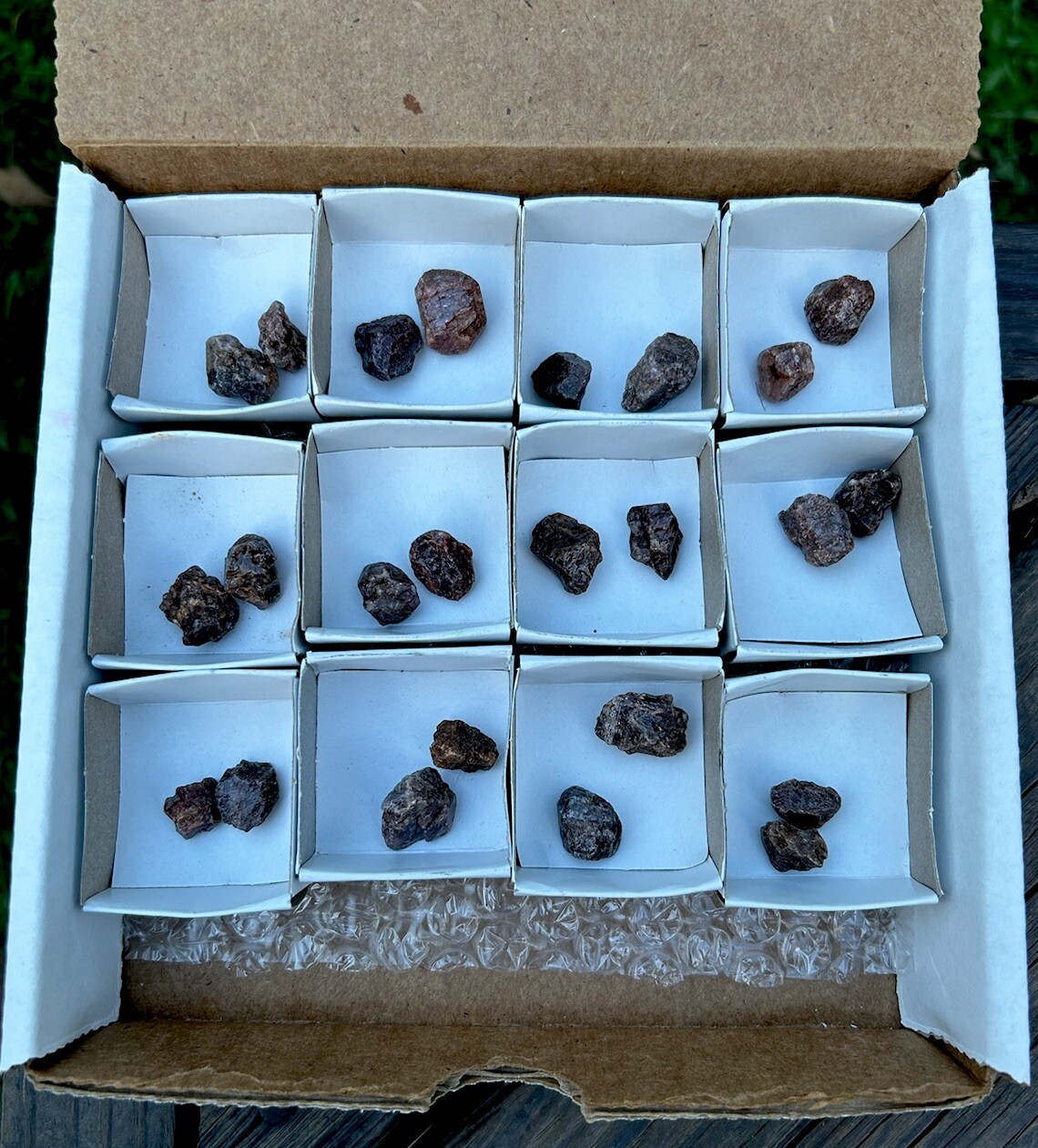 24 PCS Colorful ZIRCON Raw Rough Crystal Mineral Bulk Flat Lot – MALAWI