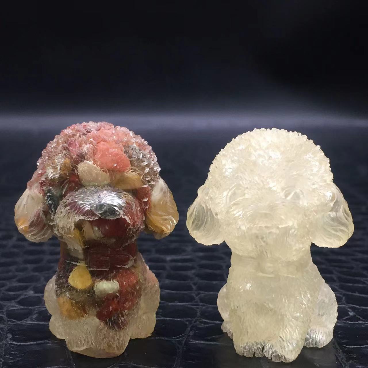 Natural Crystal Tumbled Stone Resin Crystal Filled Dog Healing Decorate 2PCs
