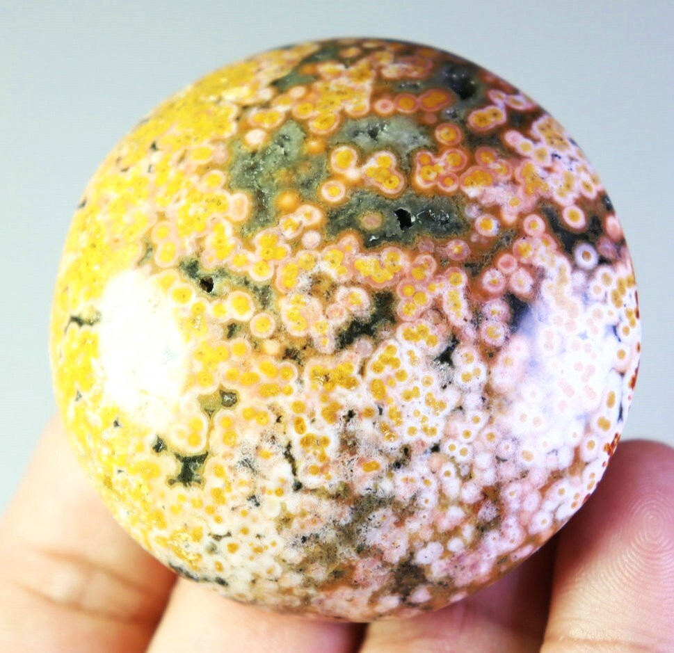 Natural Round Eye Ocean Jasper Agate Quartz Crystal Palm Stone Mineral Specimen