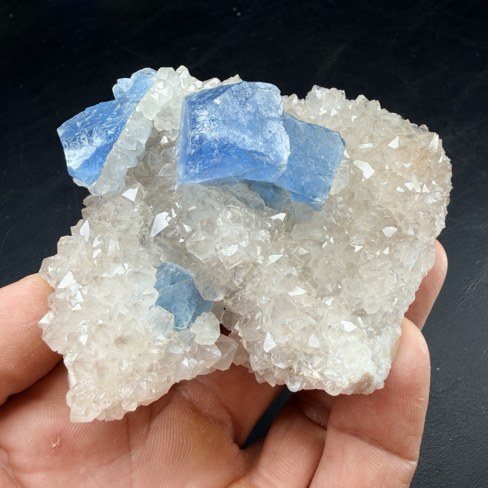 Blue Fluorite Crystals on Quartz Crystal Cluster / New Mexico *VIDEO*