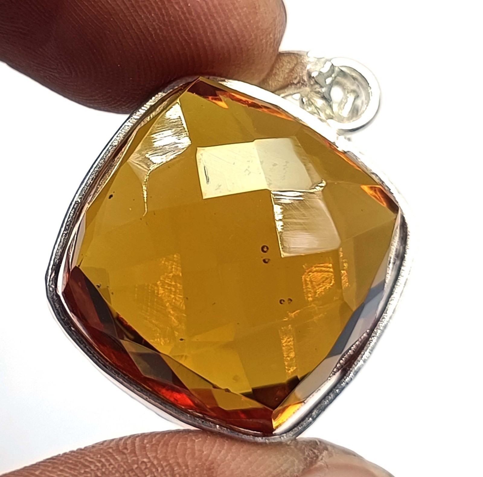 Natural Alexandrite Color Change 72.35 Ct 925 Solid Silver Pendant IGL Gems 5JST