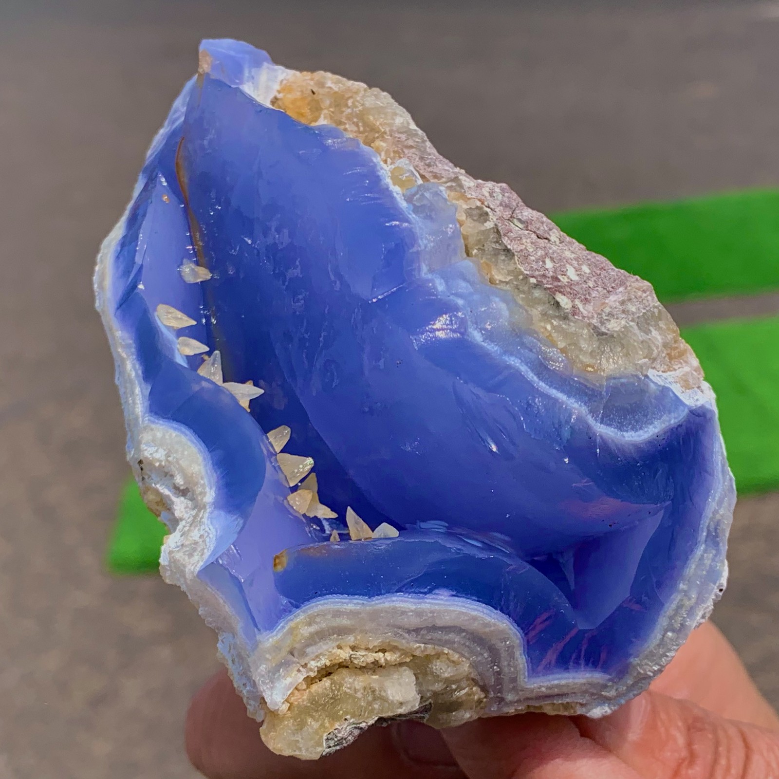 368G Natural Blue striped agate Crystal Chunks piece form Mineral Specimens