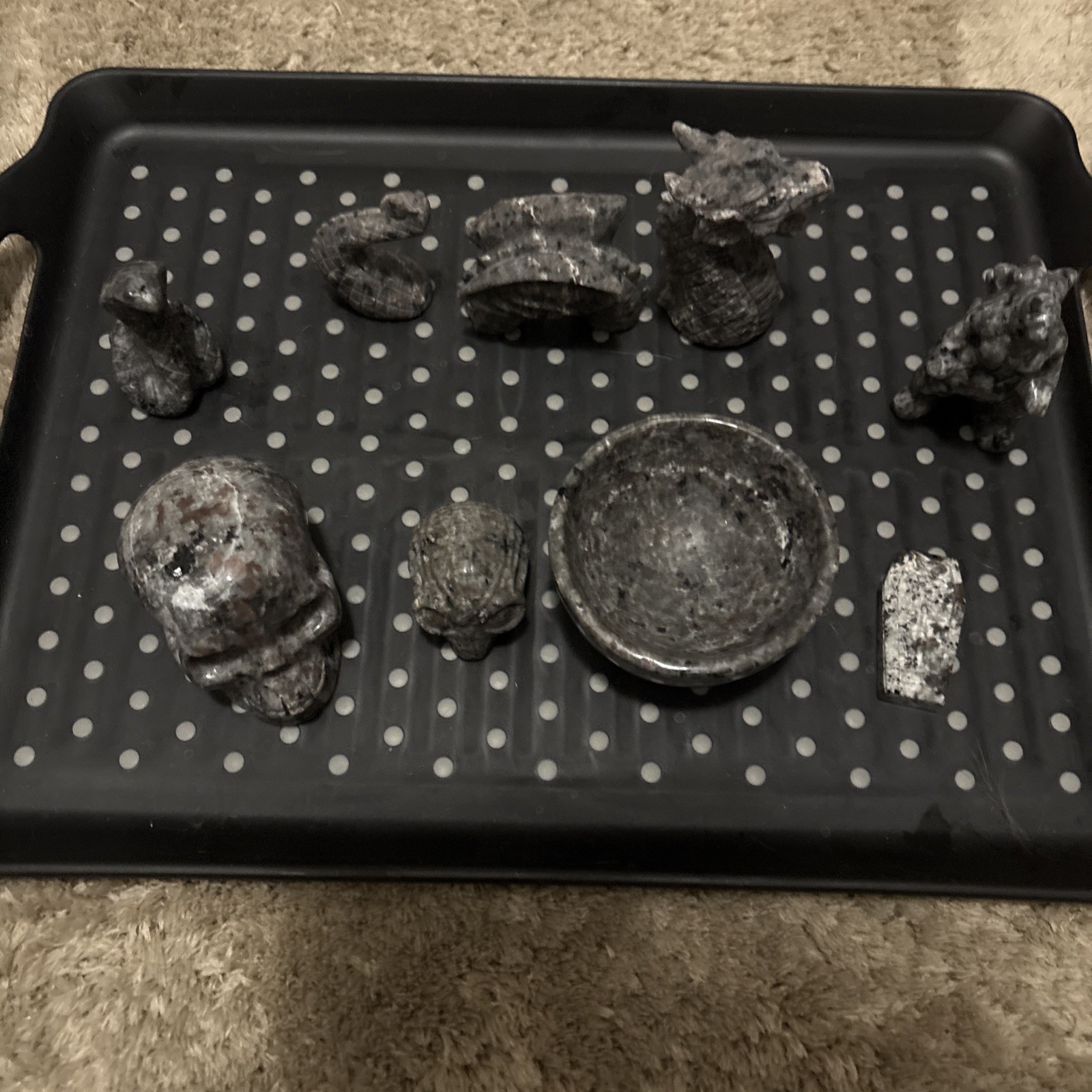 Lot Of 7 Yooperlite Crystals Alien Skull Dragon Godzilla Snake Bowl Gravestone