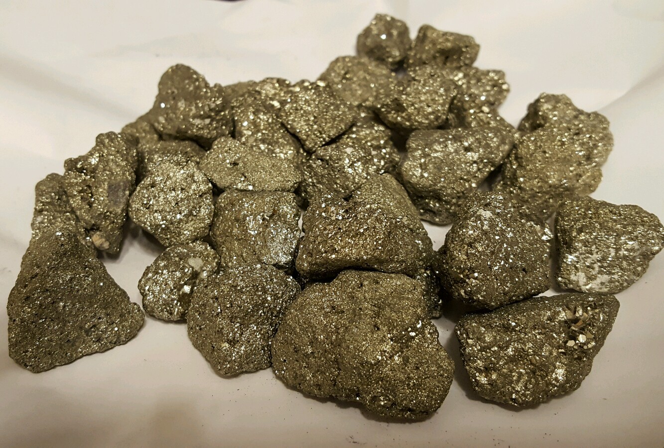 2 lbs Iron Pyrite Fools Gold Gemstone Crystals Natural Chispa Bulk Gem Specimens