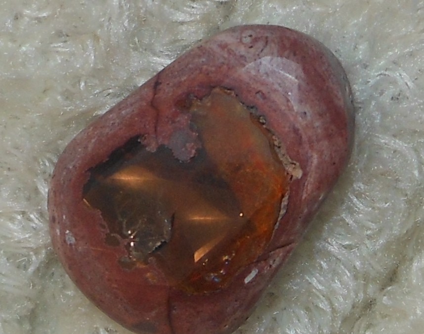 22.10ct Mexican Fire Opal 23x17x9mm Natural Earth-Mined Stone
