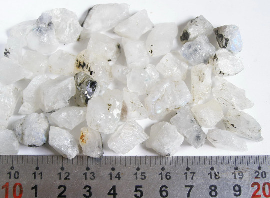 1oz. Random selection Natural Moonstone Uncut Rough Minerals/Bulk Lot for Cab