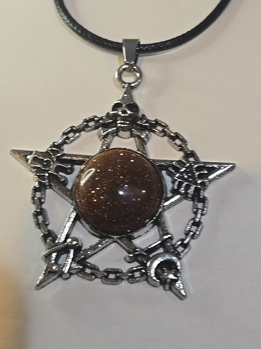 Gold Fleck Sand Gem 5 Pointed Skull And Moon Pendant Alloy Rope Neckla E