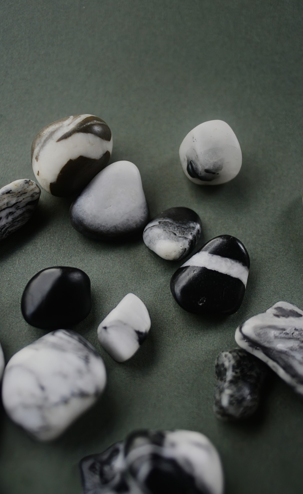 Zebra Jasper Tumbled – 1lb Bulk – Hand Selected- .5in-2in Mix