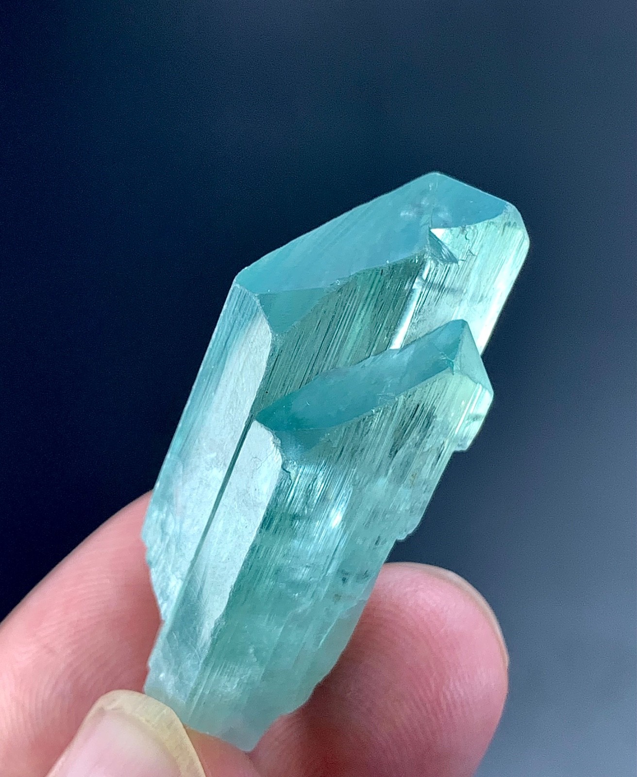 Hiddenite Kunzite Crystal From Afghanistan 63 Carat